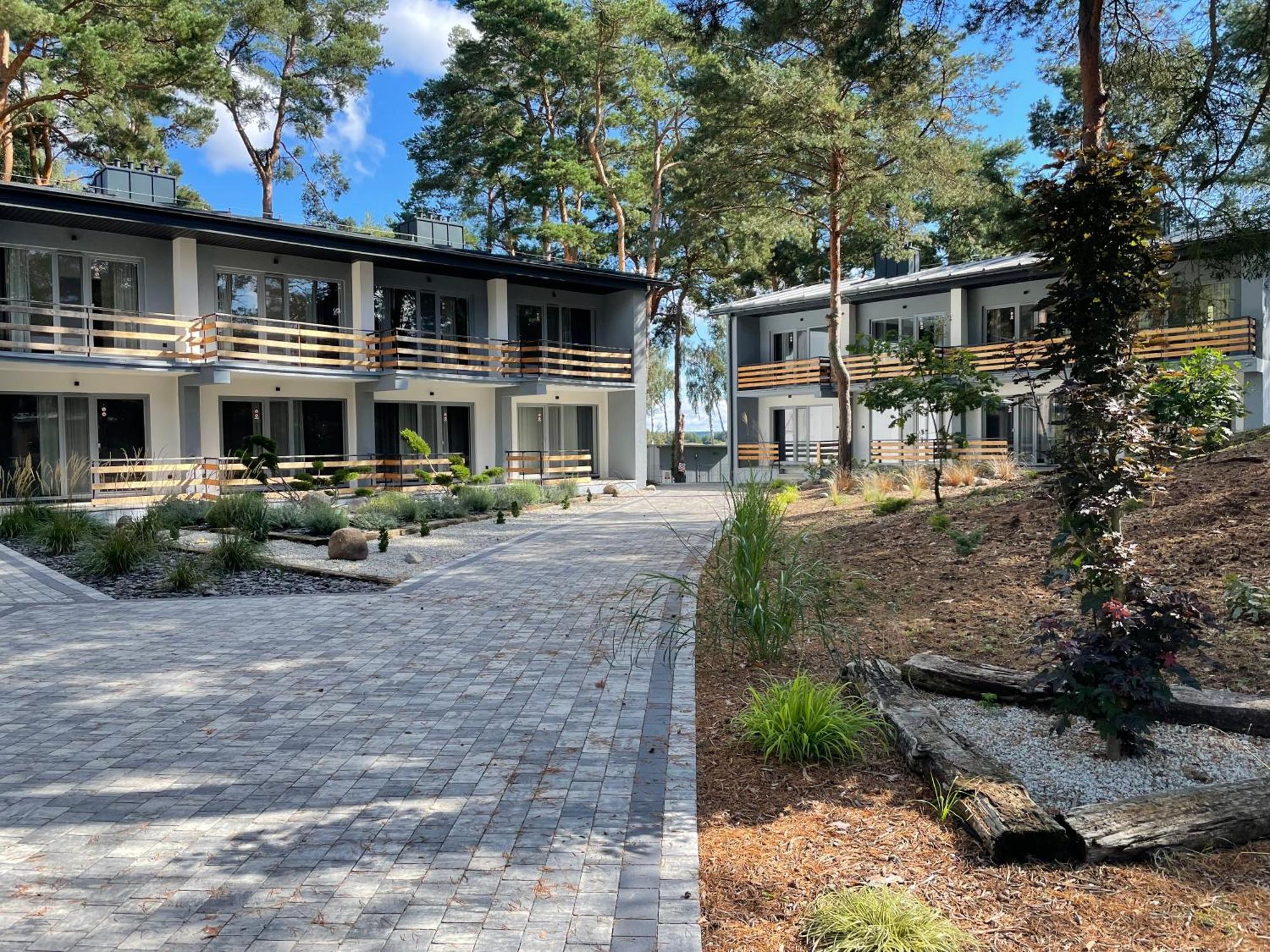 Apartamenty Lesna Plaza Brenno Bagian luar foto