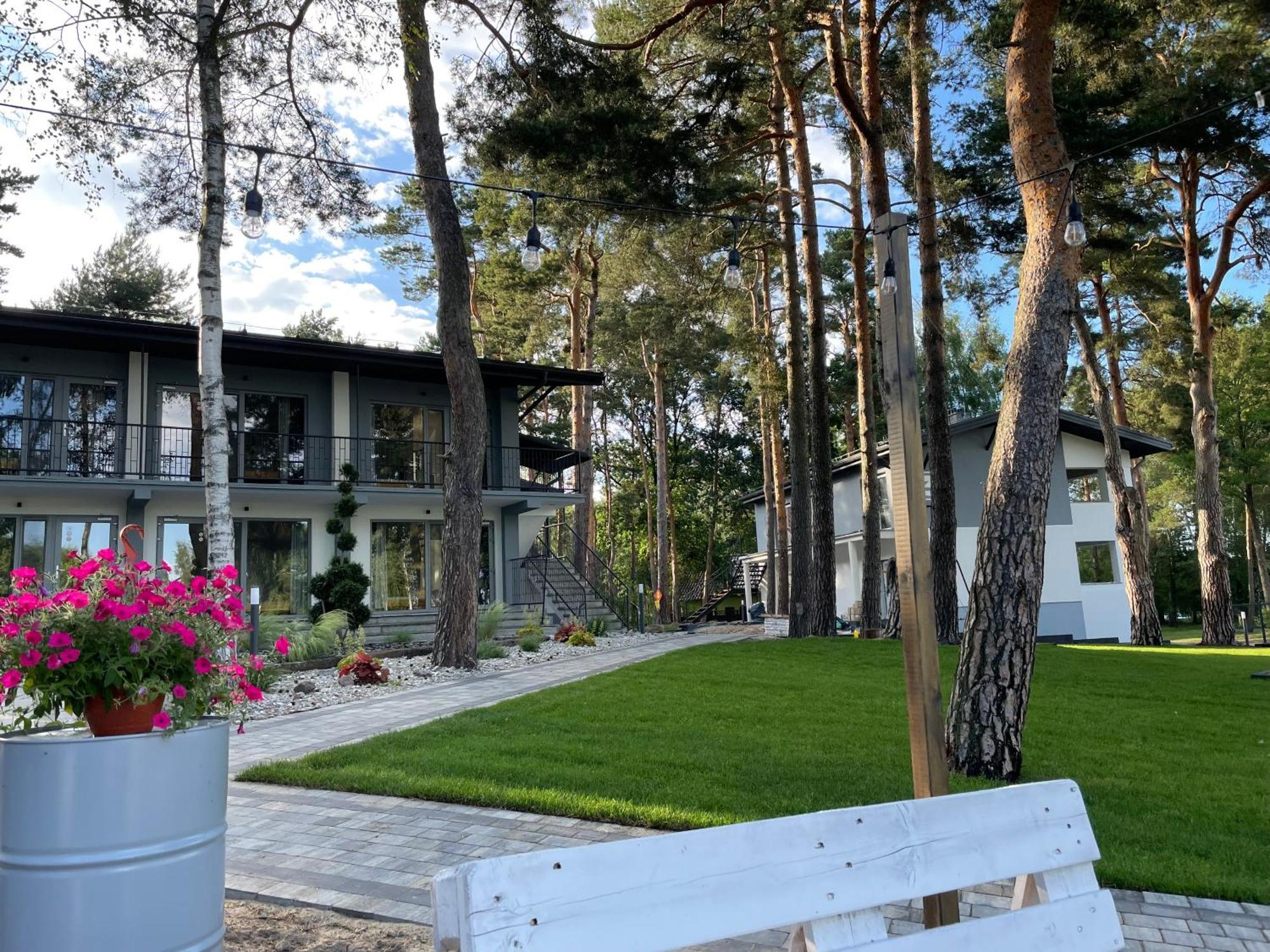 Apartamenty Lesna Plaza Brenno Bagian luar foto